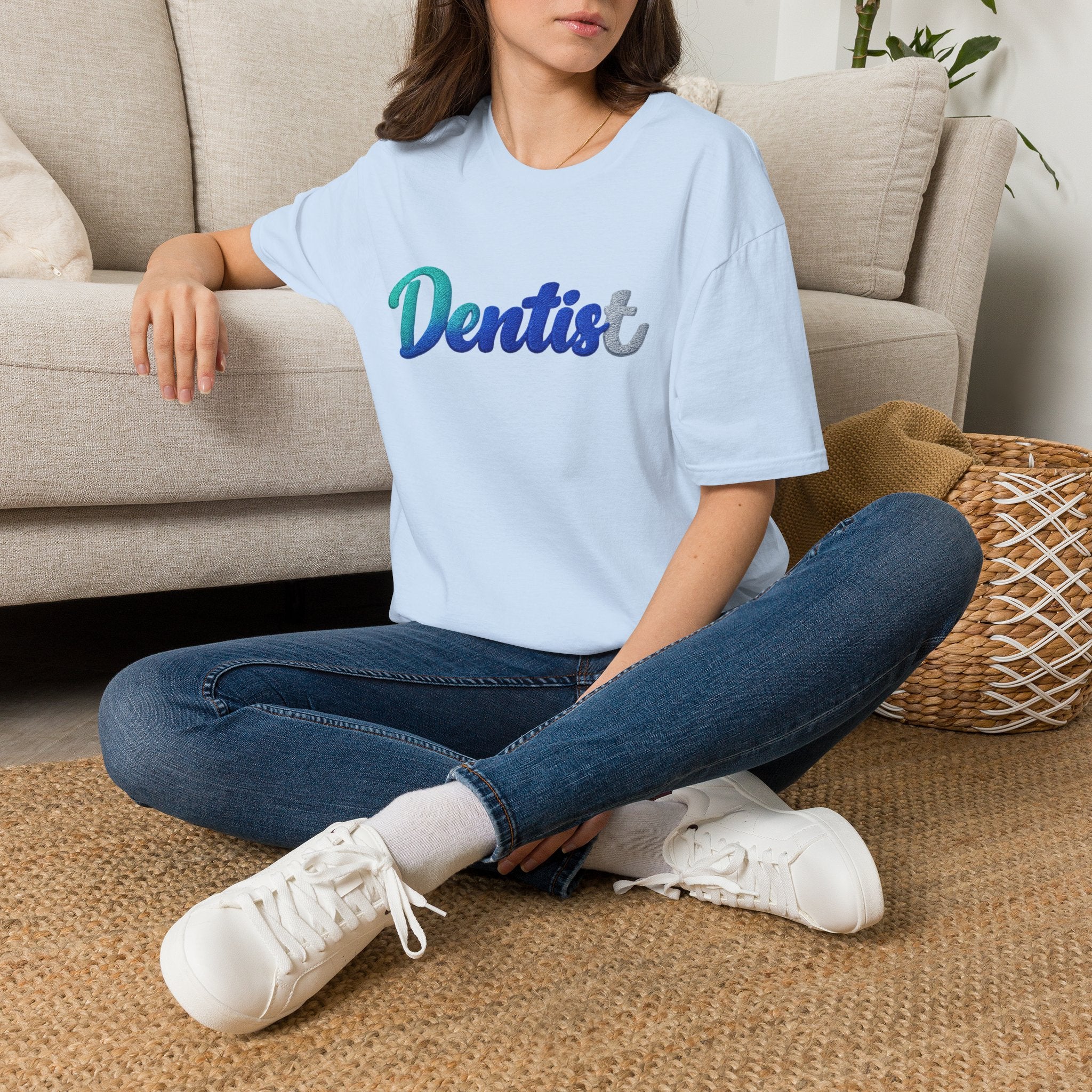 Dentist T-Shirt — Gradient Script Dental Tee for Hygienists & Dentists