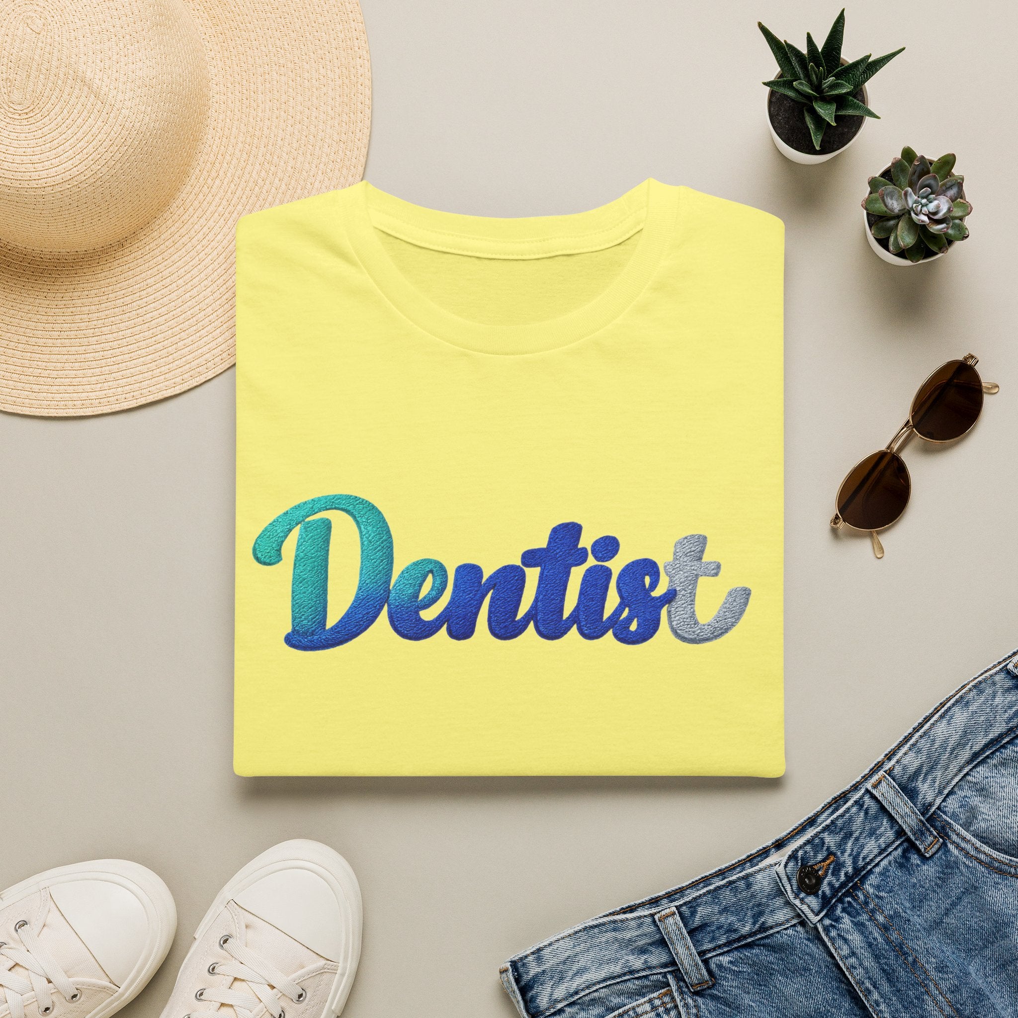 Dentist T-Shirt — Gradient Script Dental Tee for Hygienists & Dentists